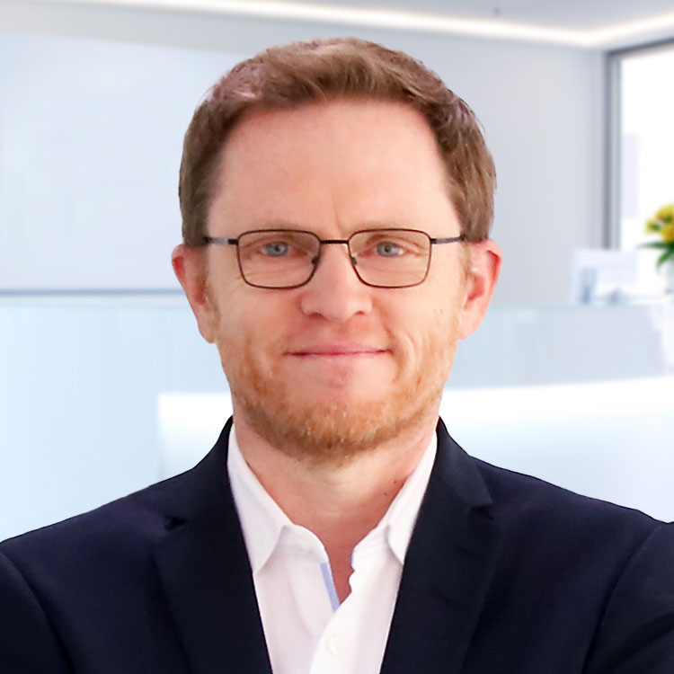 Portrait Gesch&auml;ftsf&uuml;hrer Aur&eacute;lien Fauvel (AD Zahnzentrum Dortmund)