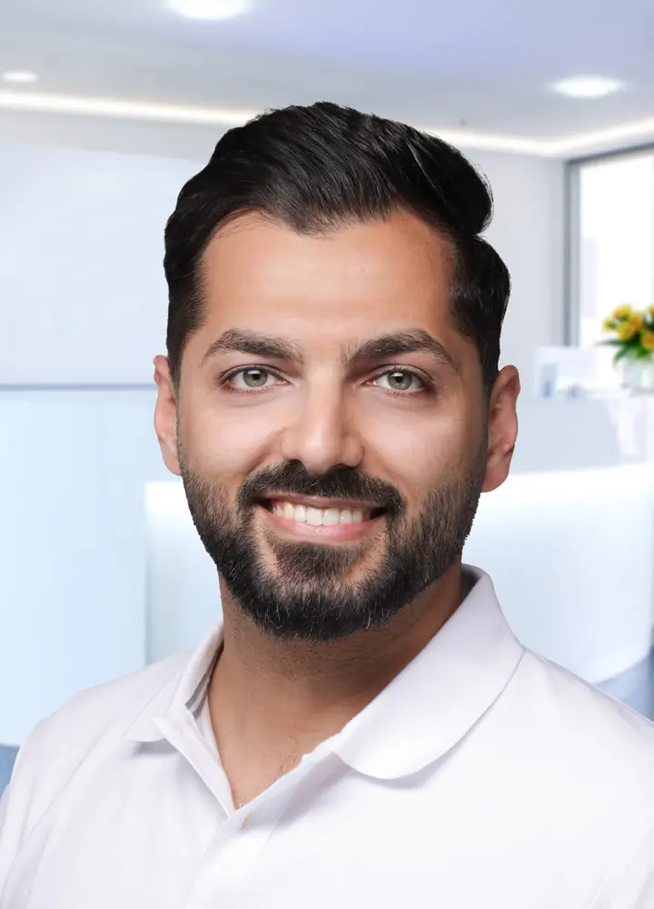Portrait zahn&auml;rztloicher Oberarzt Suleiman Alkari (AD Zahnzentrum Dortmund)