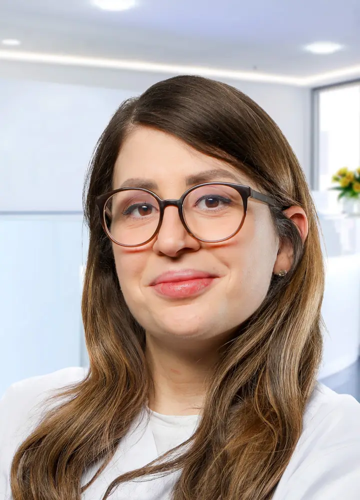 Portrait Ober&auml;rztin Anna Rautenberg (AD Zahnzentrum Dortmund)