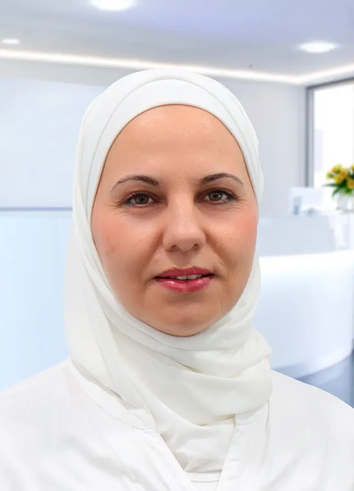 Portrait Zahn&auml;rztin Entithar Nayef (AD Zahnzentrum Dortmund)