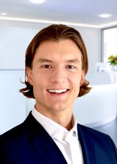 Portrait Klinikmanager Espen Lautermann (AD Zahnzentrum Dortmund)