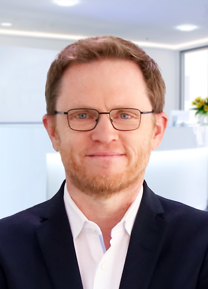 Portrait Gesch&auml;ftsleitung Aurelien Fauvel (AD Zahnzentrum Dortmund)